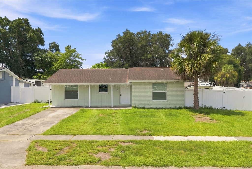 Photo of 8344 Drycreek Drive, Tampa, FL 33615 (MLS # TB8539287)
