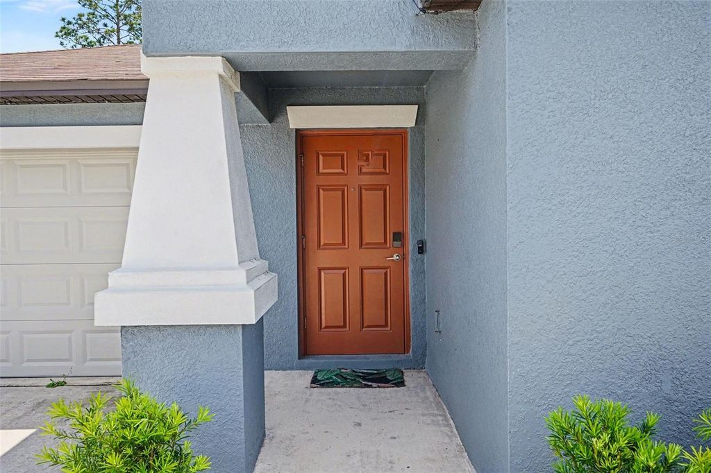 Photo of 1863 Yellow Trail, Lakeland, FL 33801 (MLS # TB8499832)