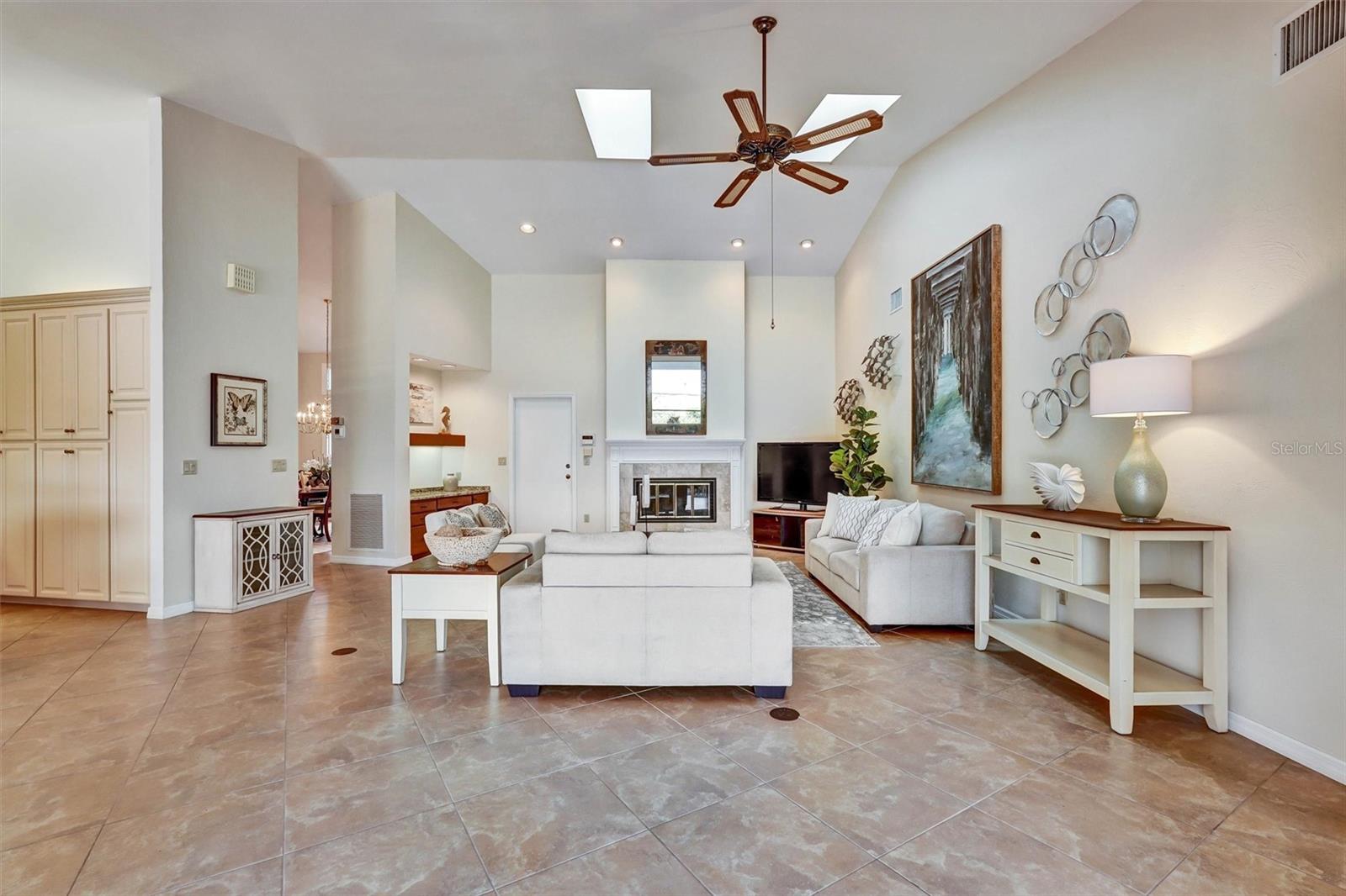 BENT TREE VILLAGE - Residential