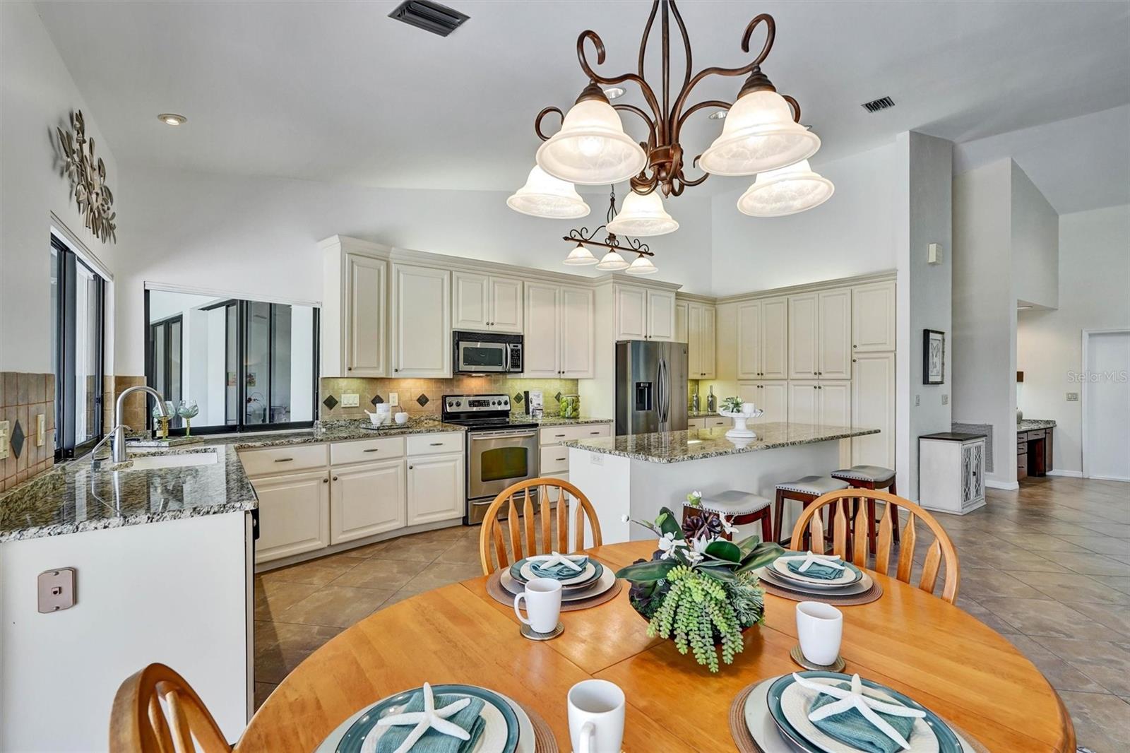 BENT TREE VILLAGE - Residential