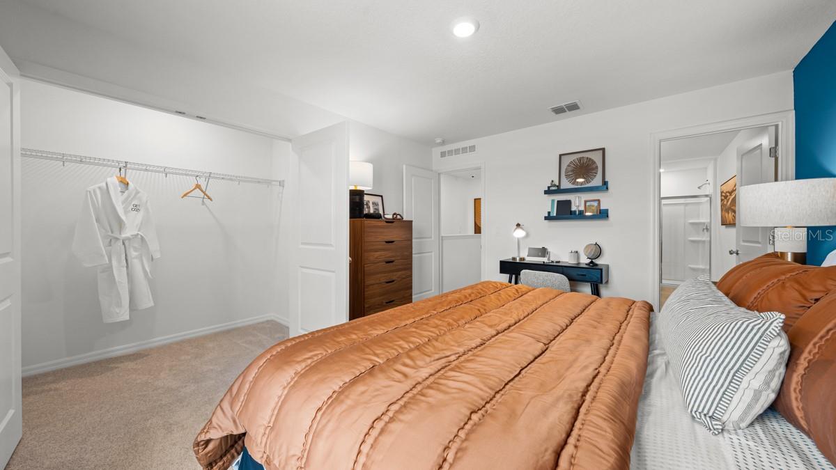 THE TOWNHOMES AT WESTVIEW - Residential