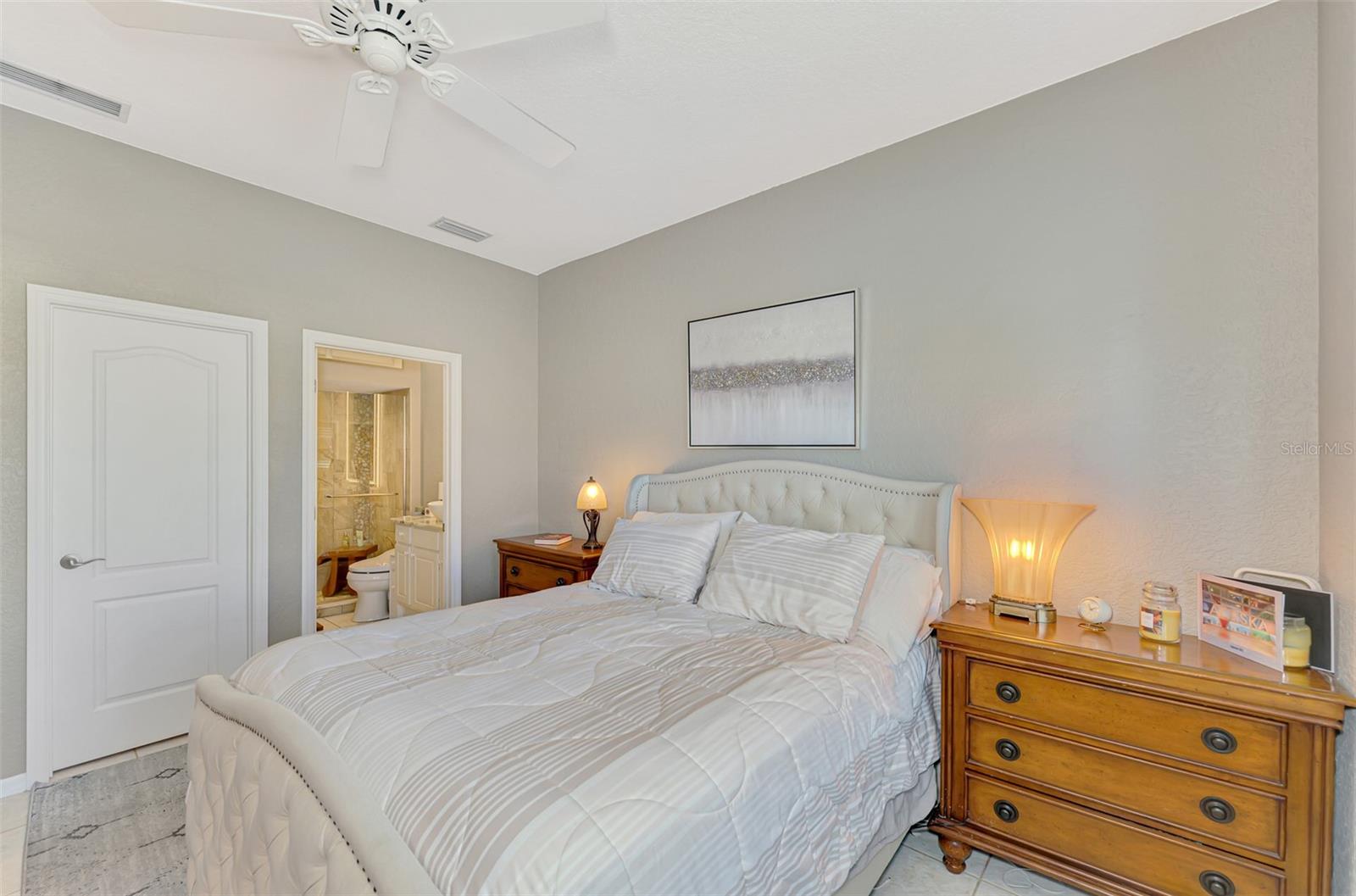 FOUNTAIN VIEW - Residential