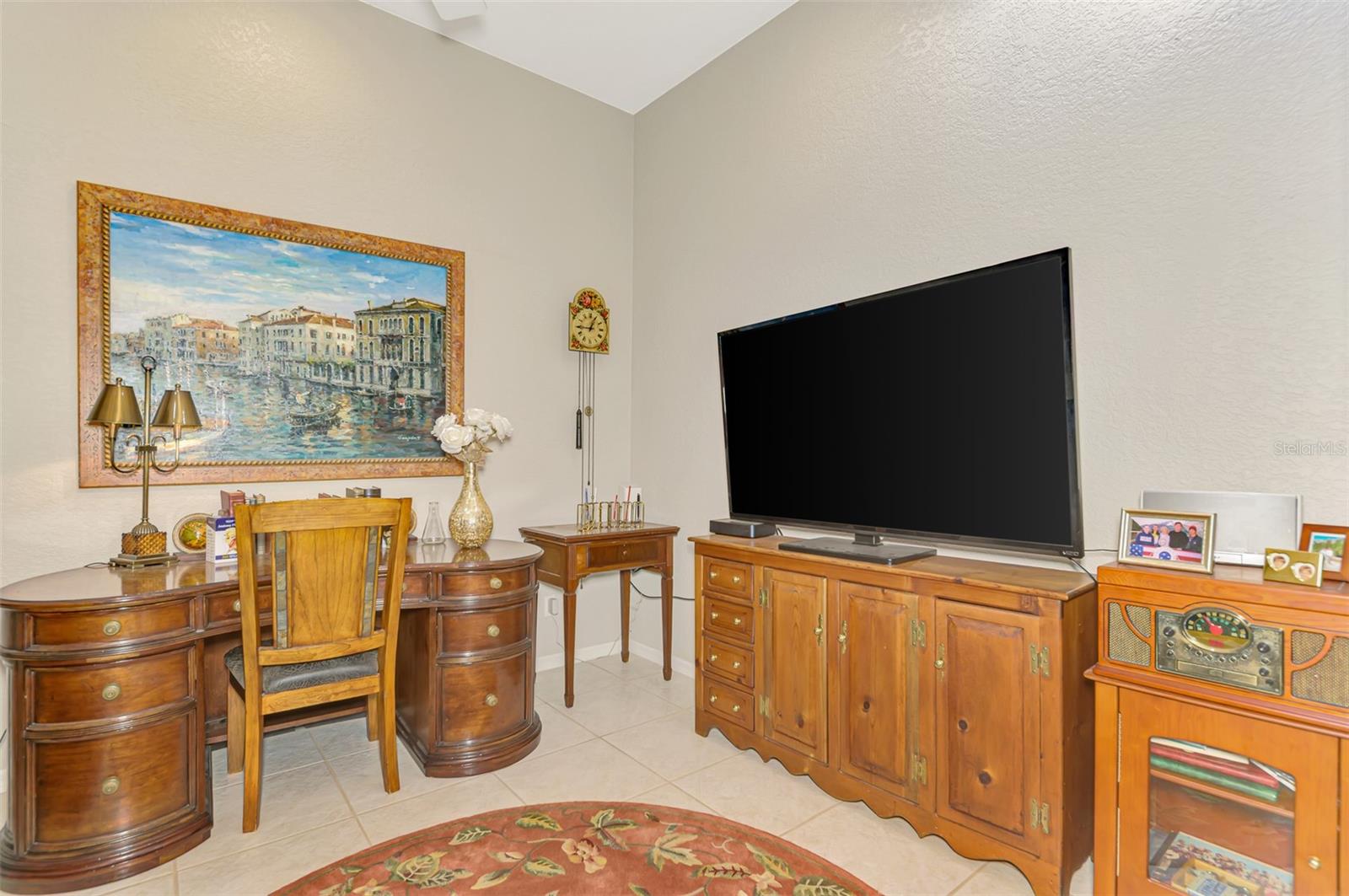 FOUNTAIN VIEW - Residential