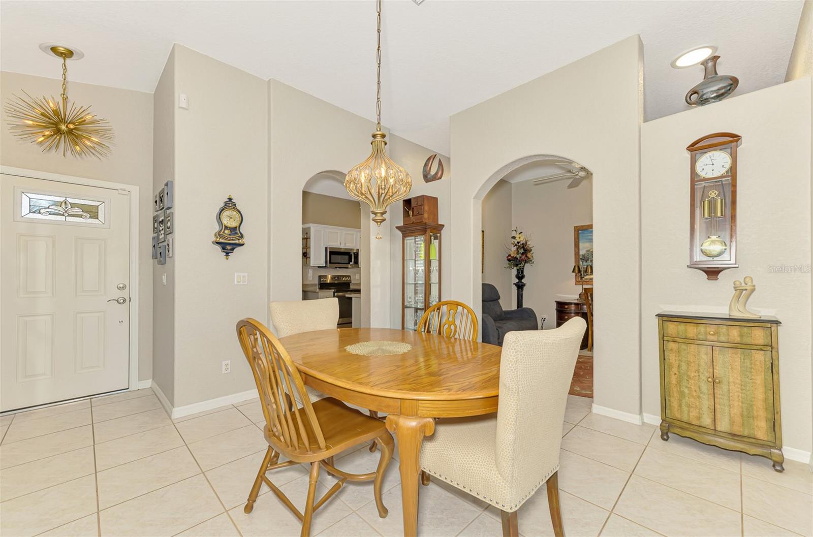 FOUNTAIN VIEW - Residential