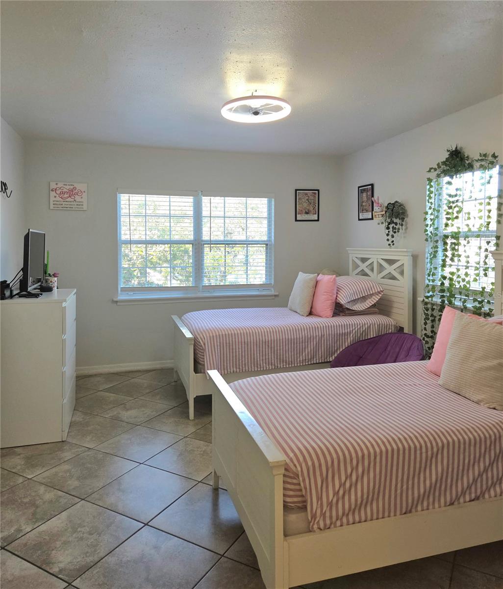 CLUBSIDE AT SABAL POINT A CONDO - Residential