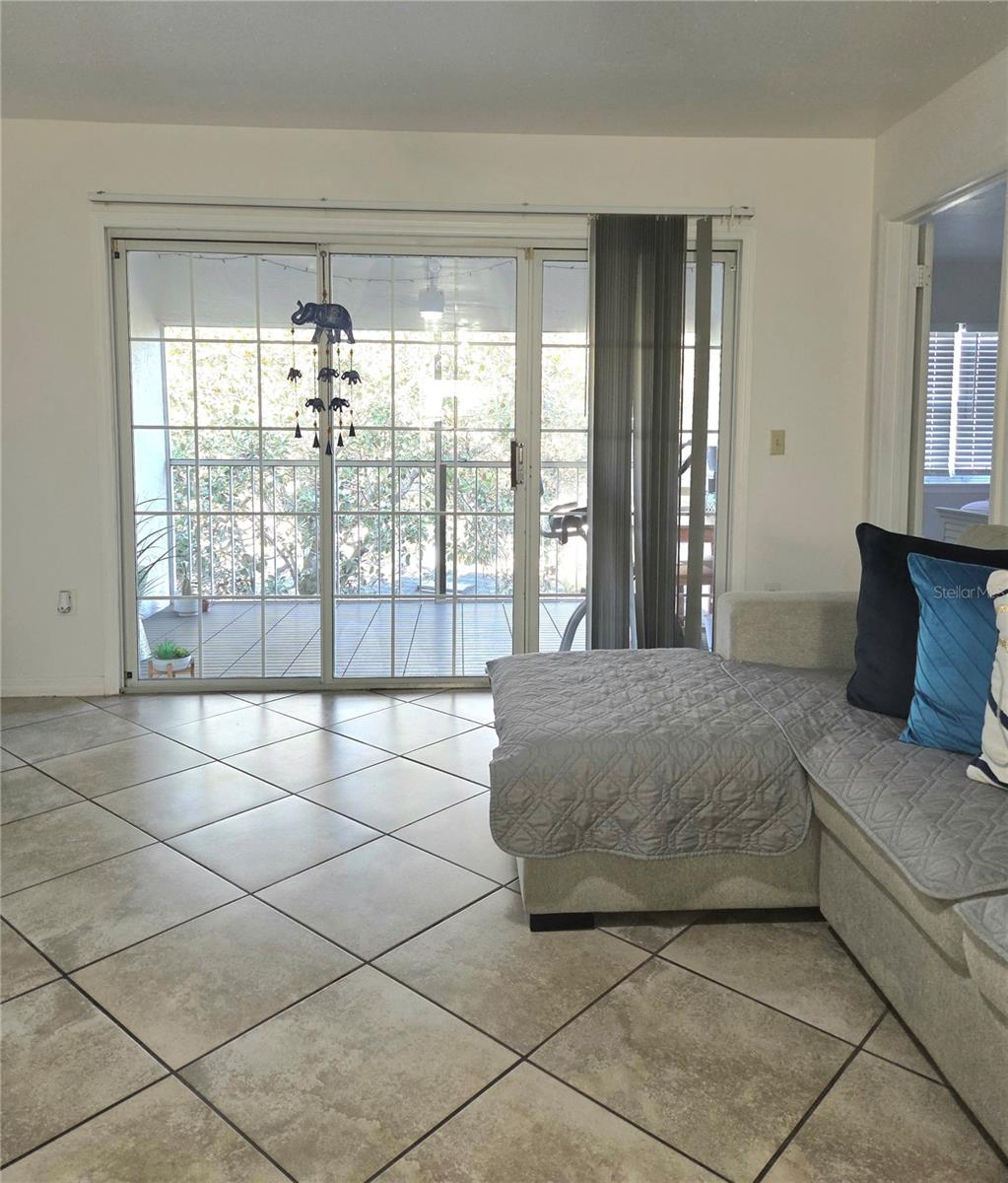CLUBSIDE AT SABAL POINT A CONDO - Residential
