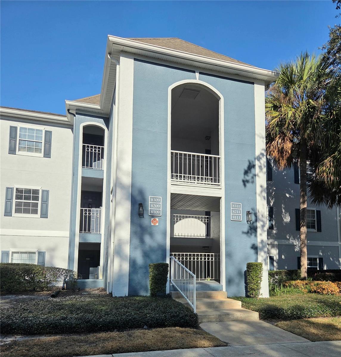 CLUBSIDE AT SABAL POINT A CONDO - Residential