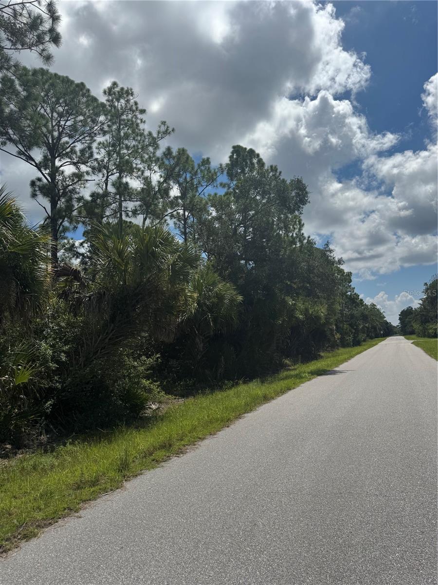 1271 BEACH STREET, PORT CHARLOTTE, FL, 33953 4 1271 BEACH STREET