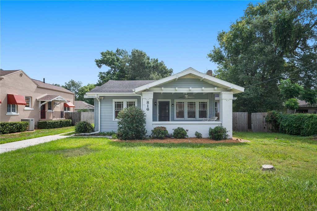 Photo of 816 S Ingraham Avenue, Lakeland, FL 33801 (MLS # L4964156)