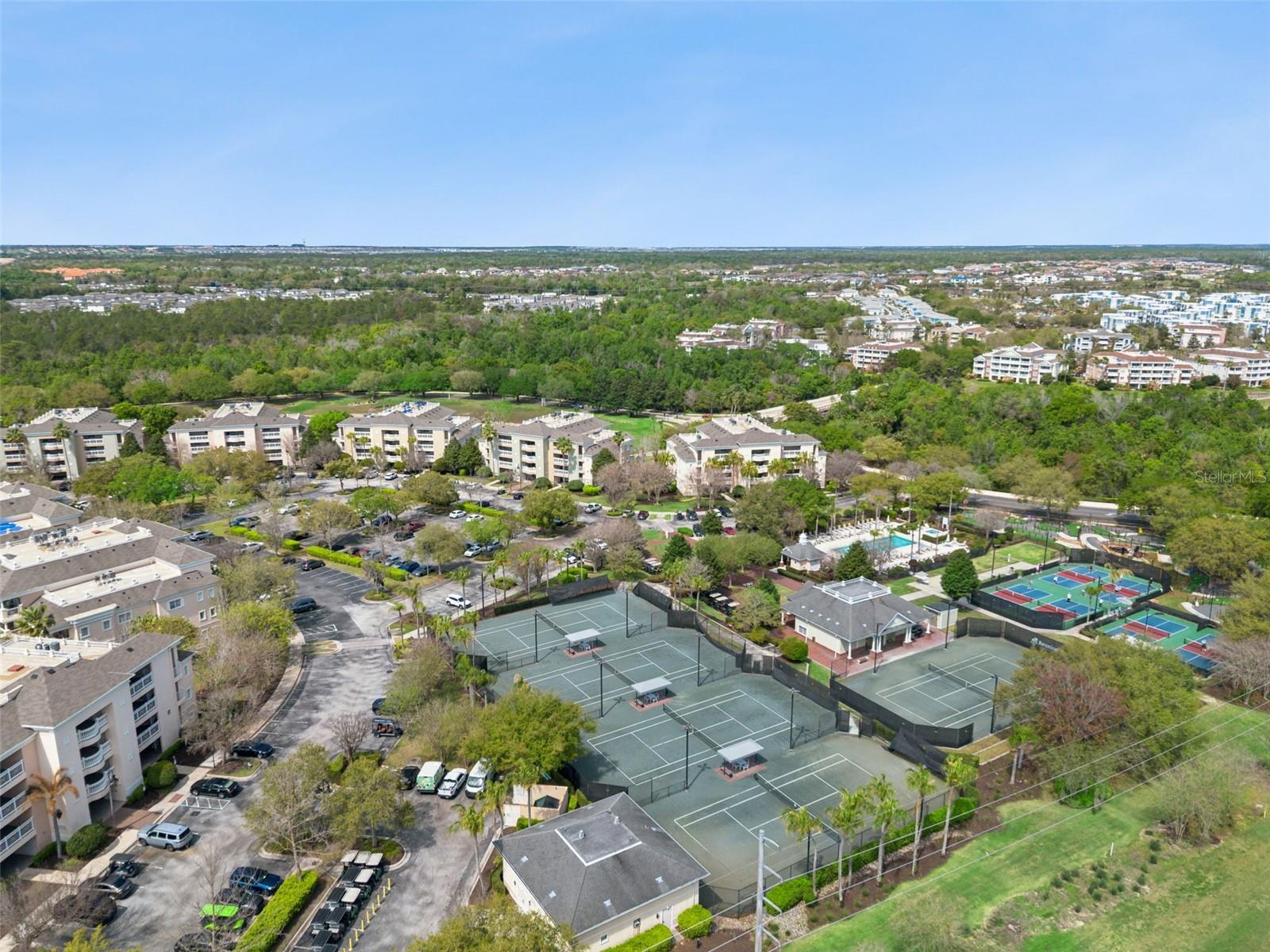 REUNION RESORT, CENTRE COURT RIDGE - Residential