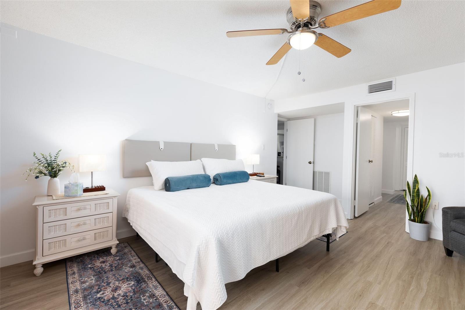 TREASURE SANDS CONDO - Residential Lease