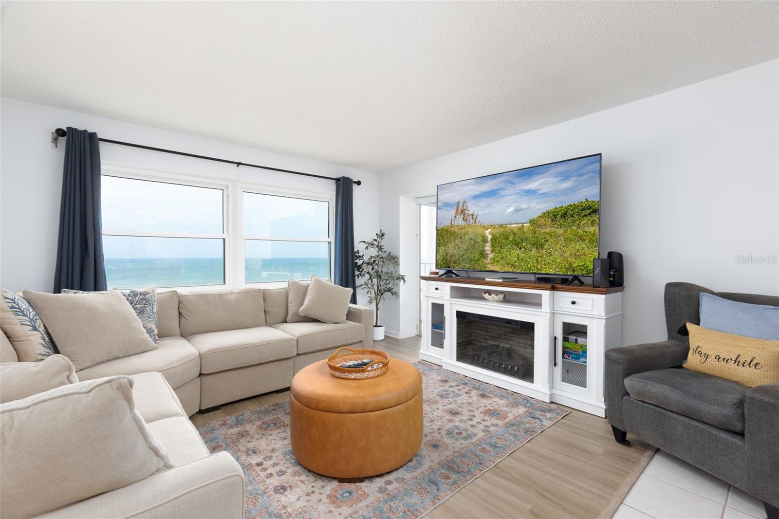 TREASURE SANDS CONDO - Residential Lease