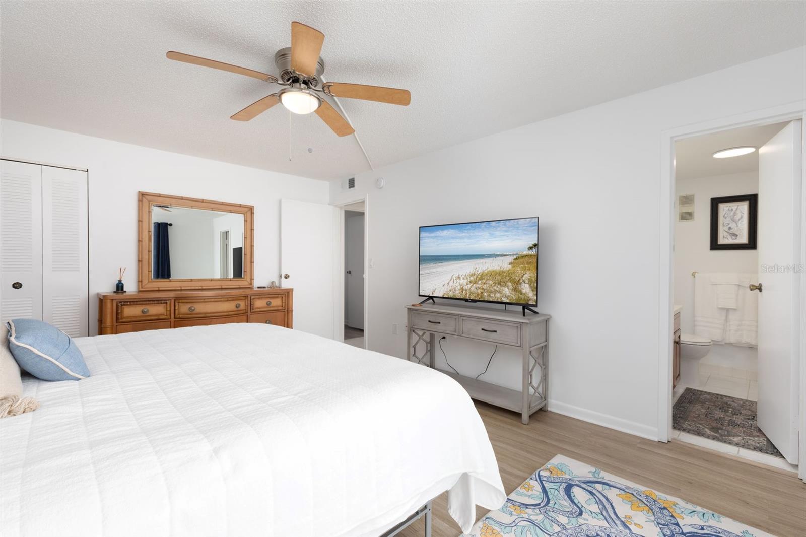 TREASURE SANDS CONDO - Residential Lease