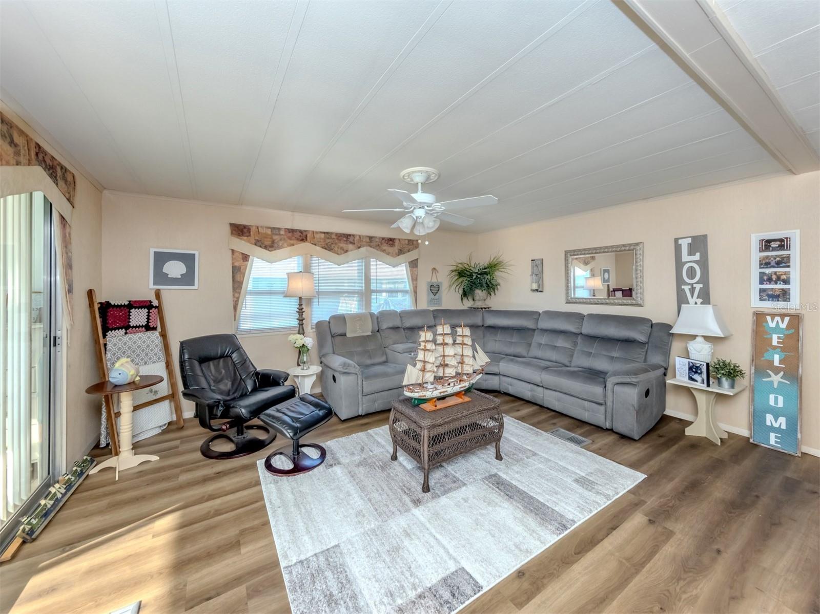 HARBOR COVE - Residential