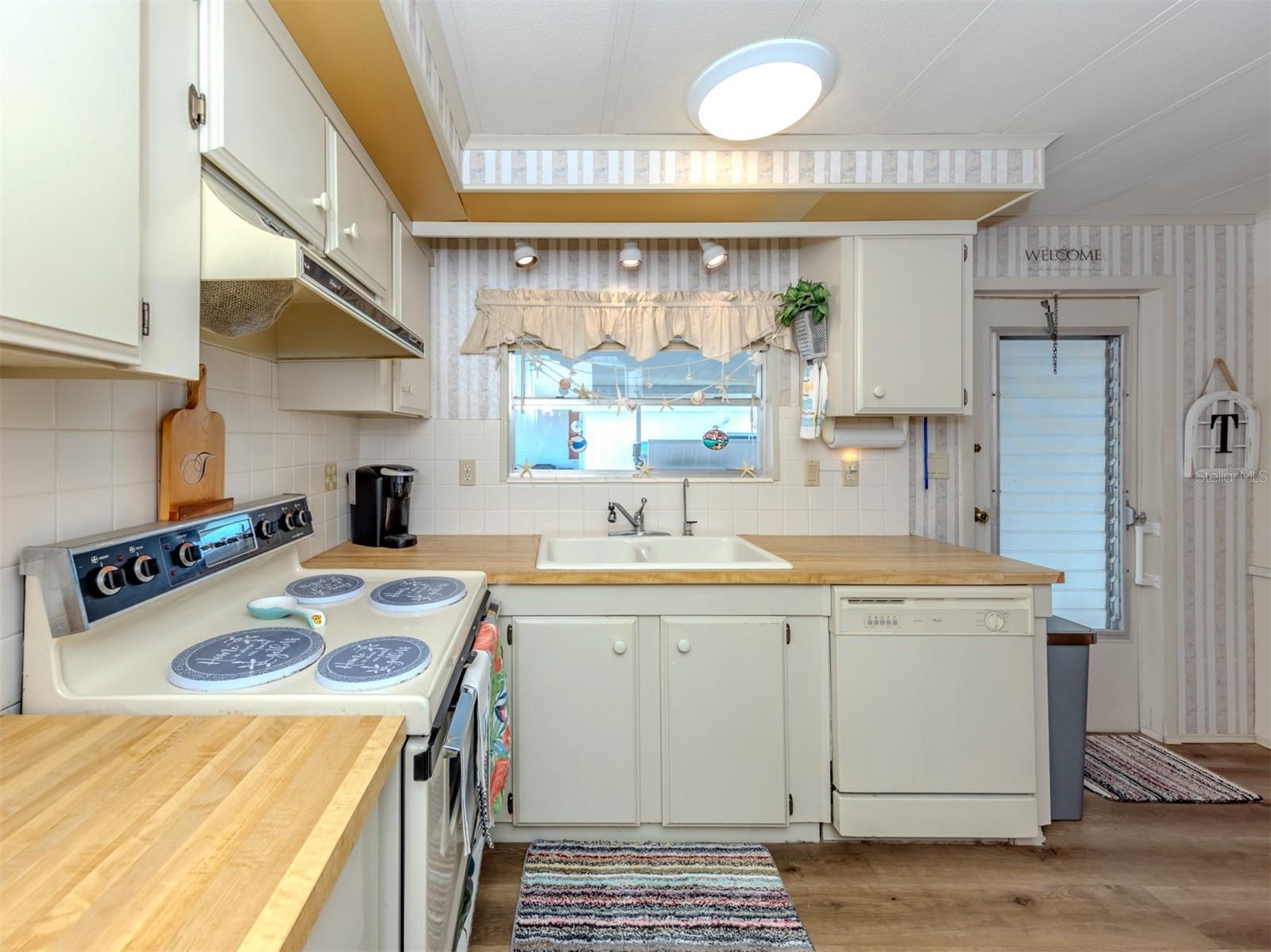 HARBOR COVE - Residential