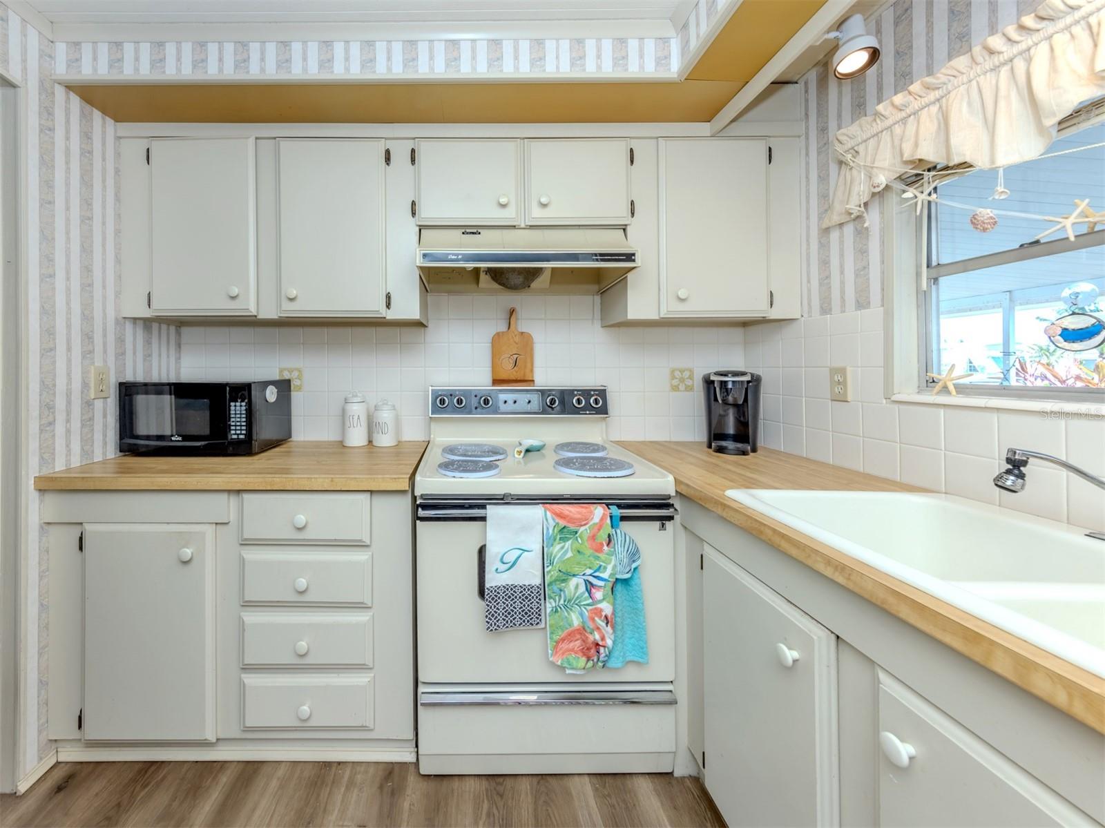 HARBOR COVE - Residential