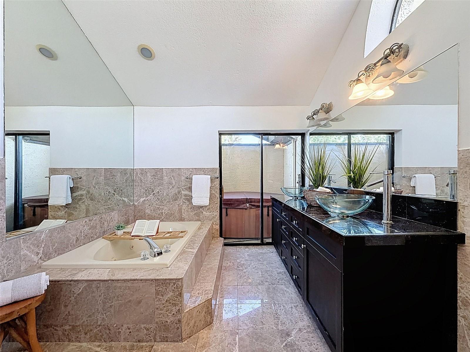 OAK RIDGE - Residential