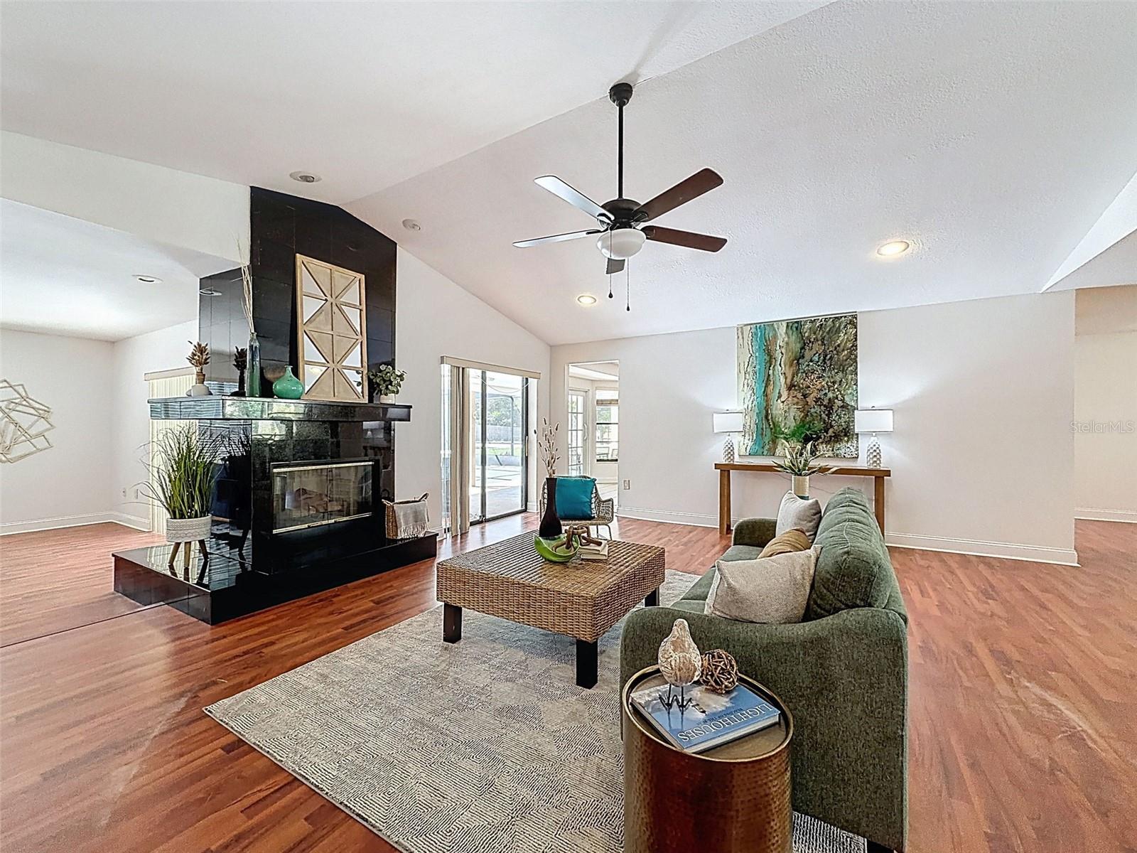 OAK RIDGE - Residential