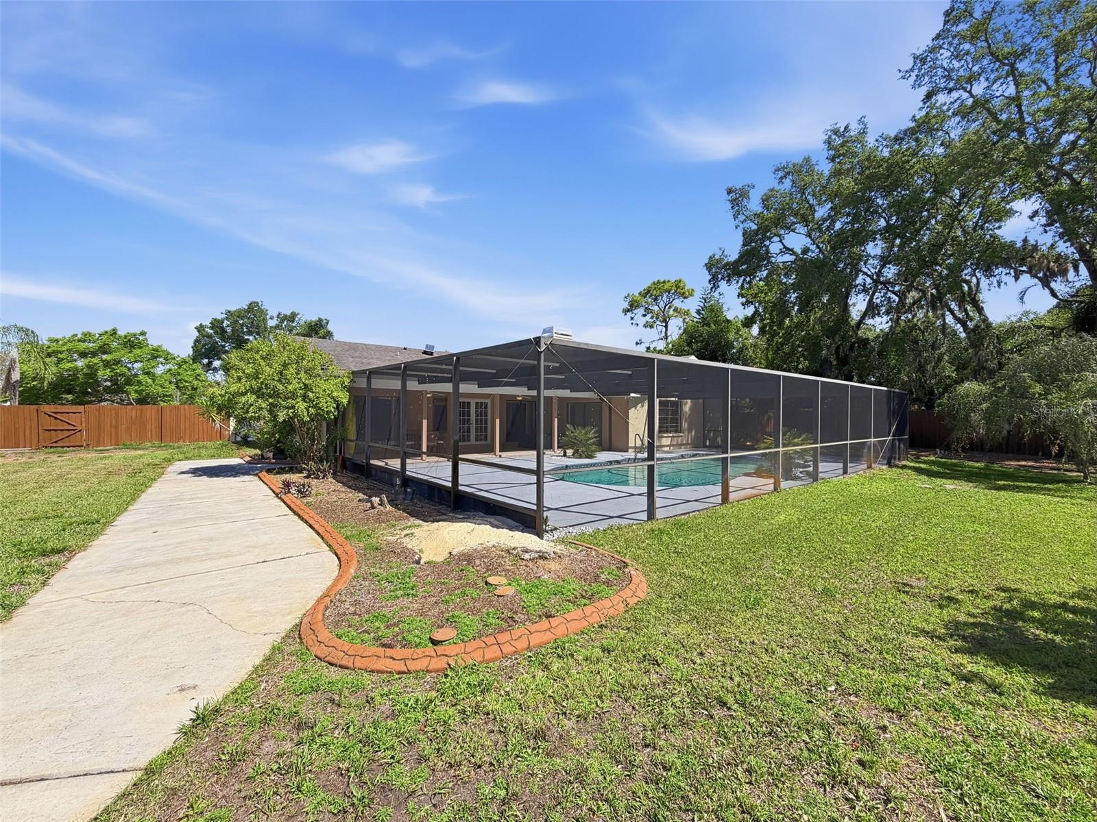 OAK RIDGE - Residential