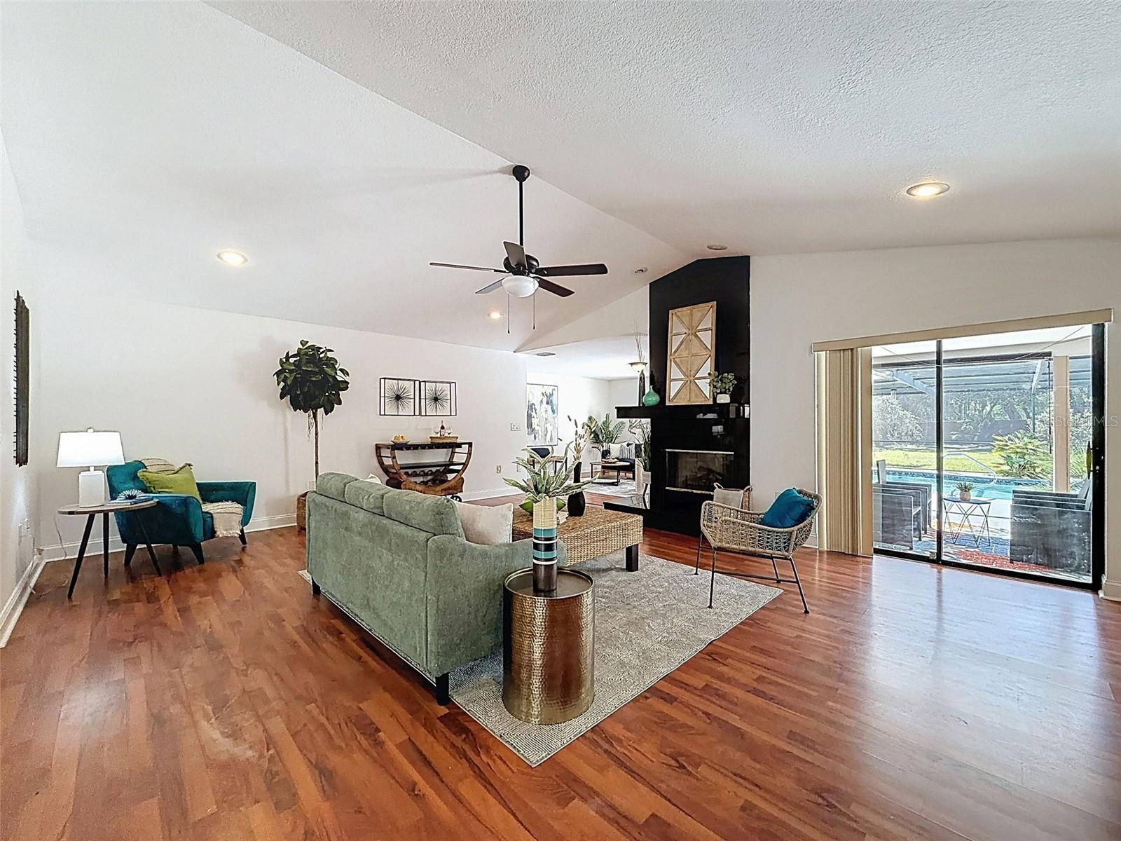 OAK RIDGE - Residential