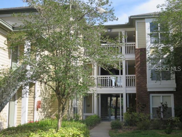 THE LANDINGS OF TAMPA A CONDOM - Residential Lease