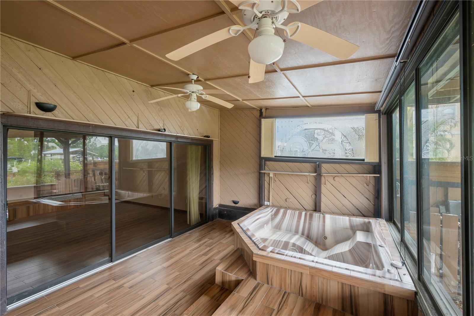 RIVERE - Residential