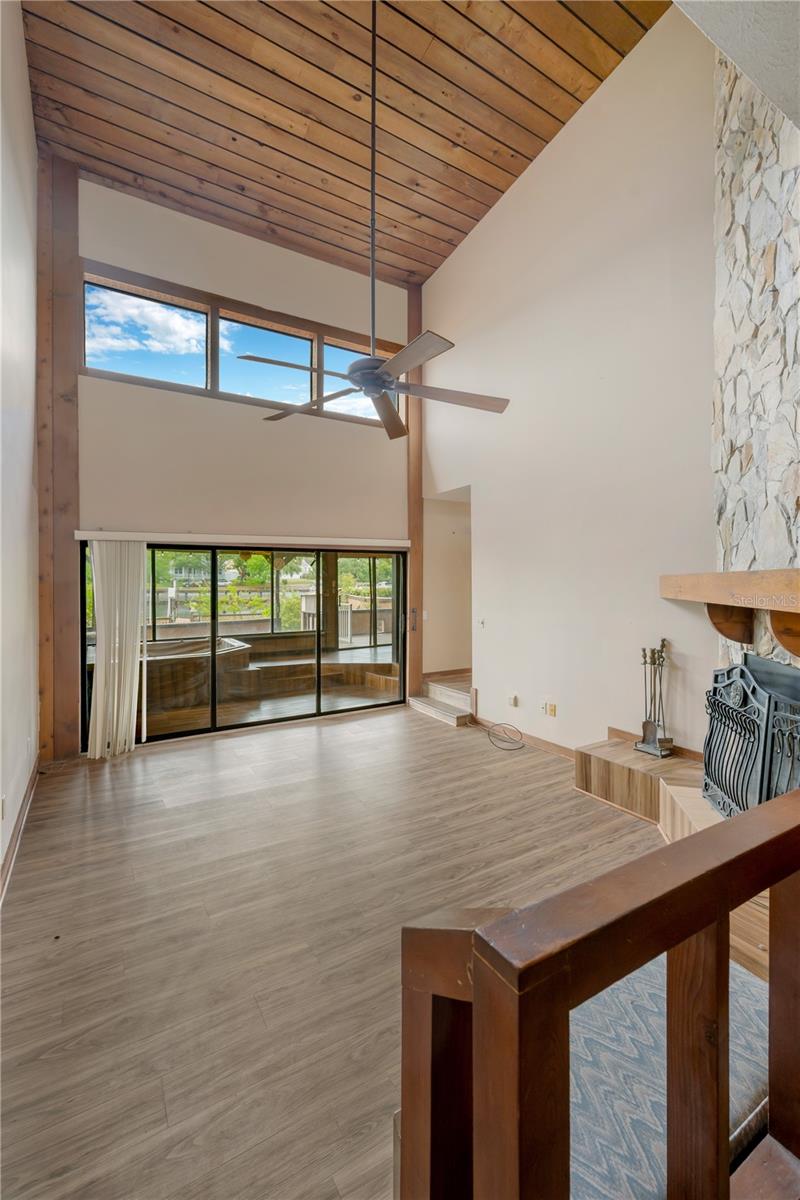 RIVERE - Residential