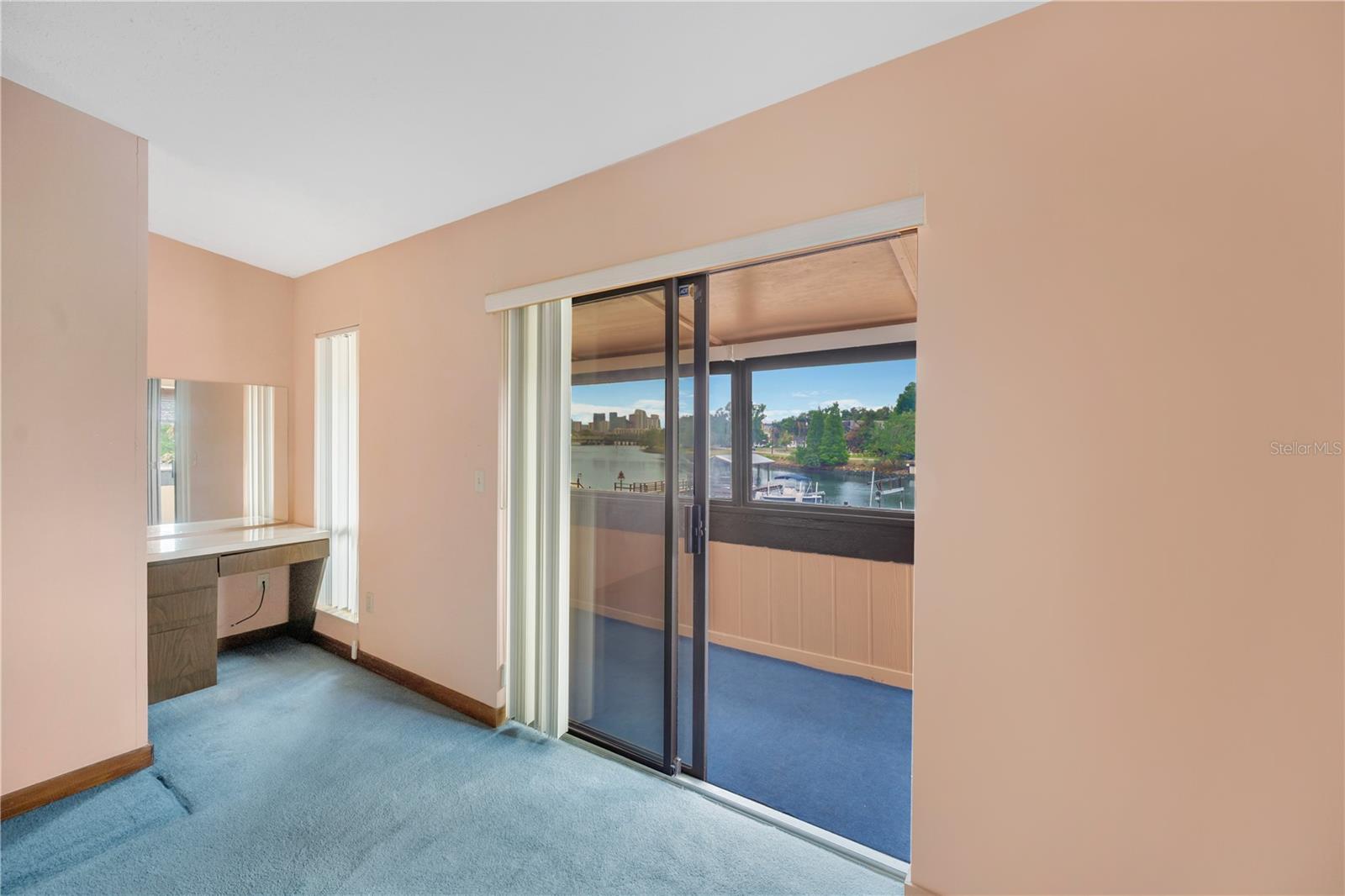 RIVERE - Residential