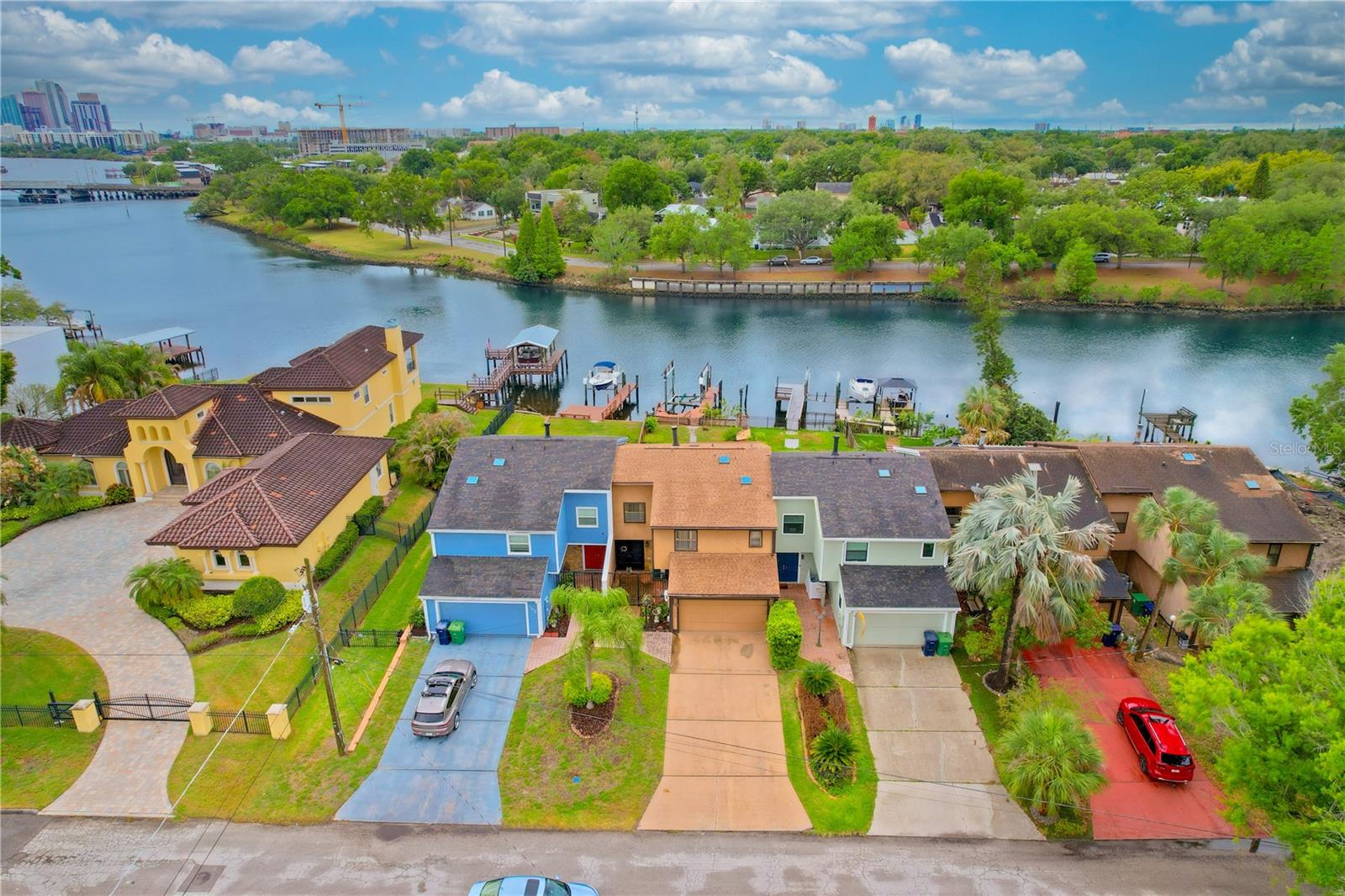 RIVERE - Residential