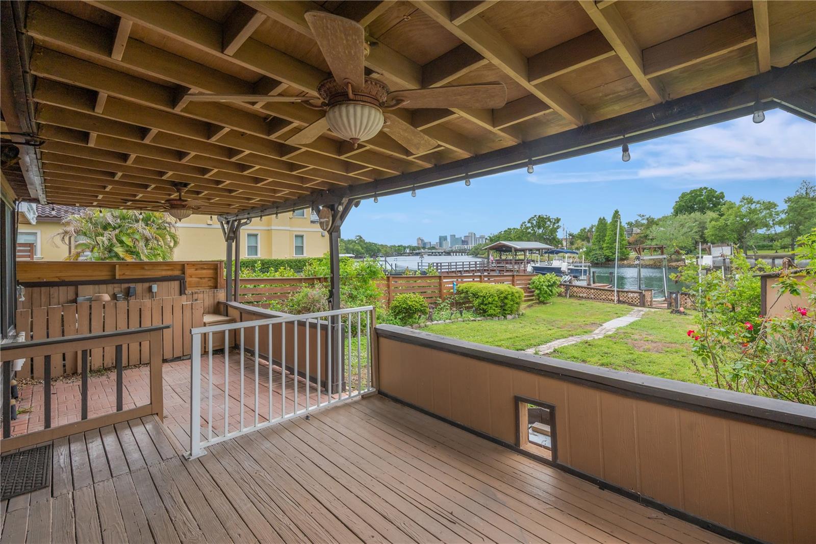 RIVERE - Residential