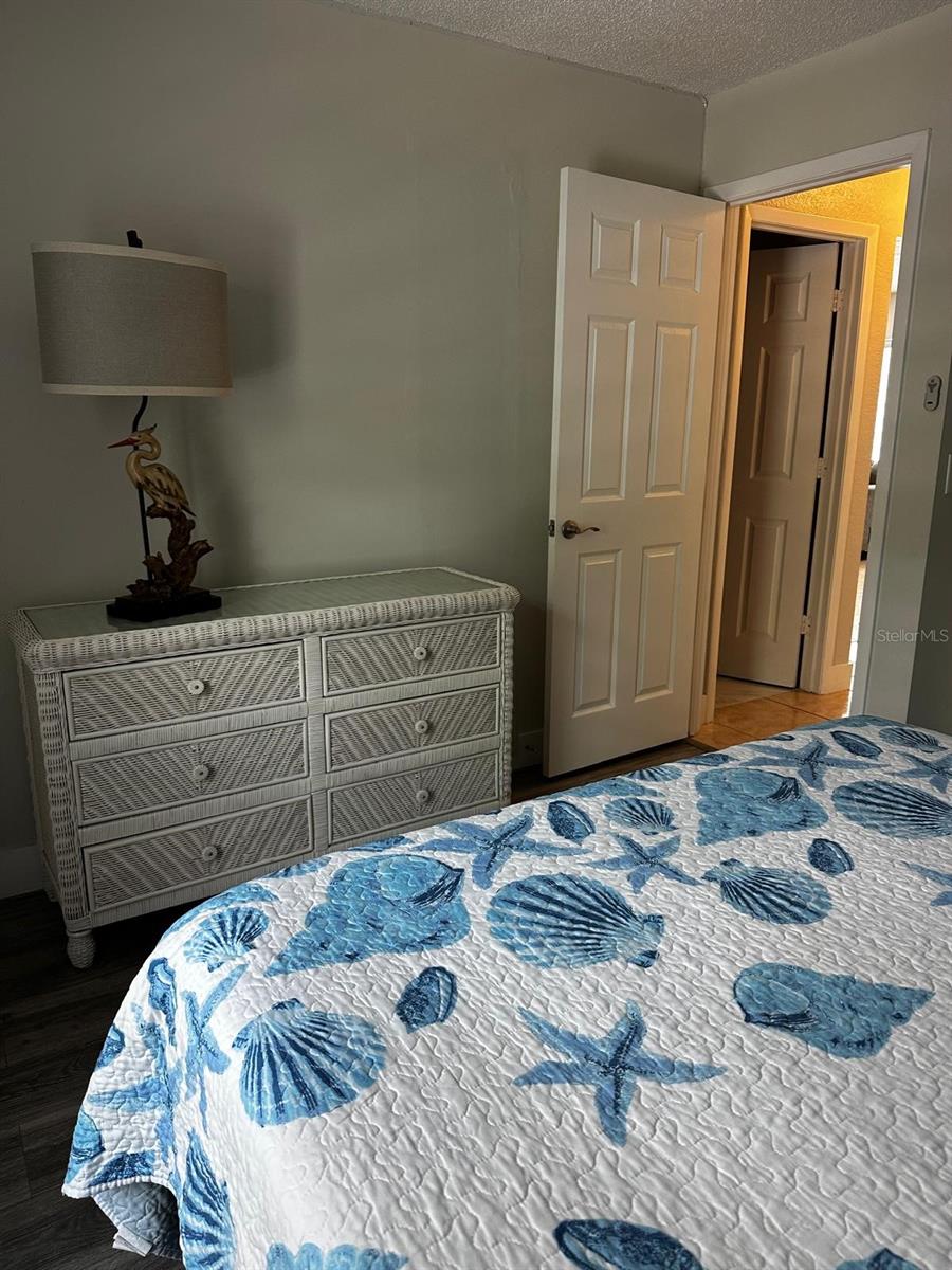 SOUTH VENICE - Residential