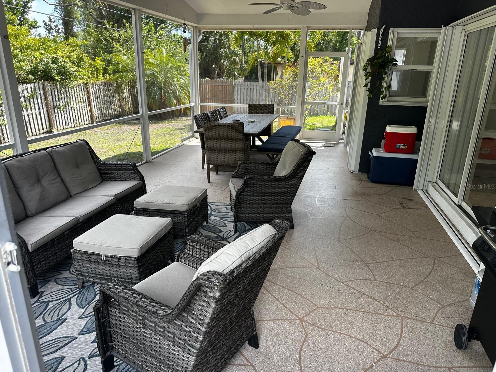 SOUTH VENICE - Residential