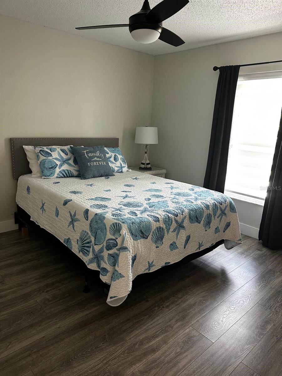 SOUTH VENICE - Residential