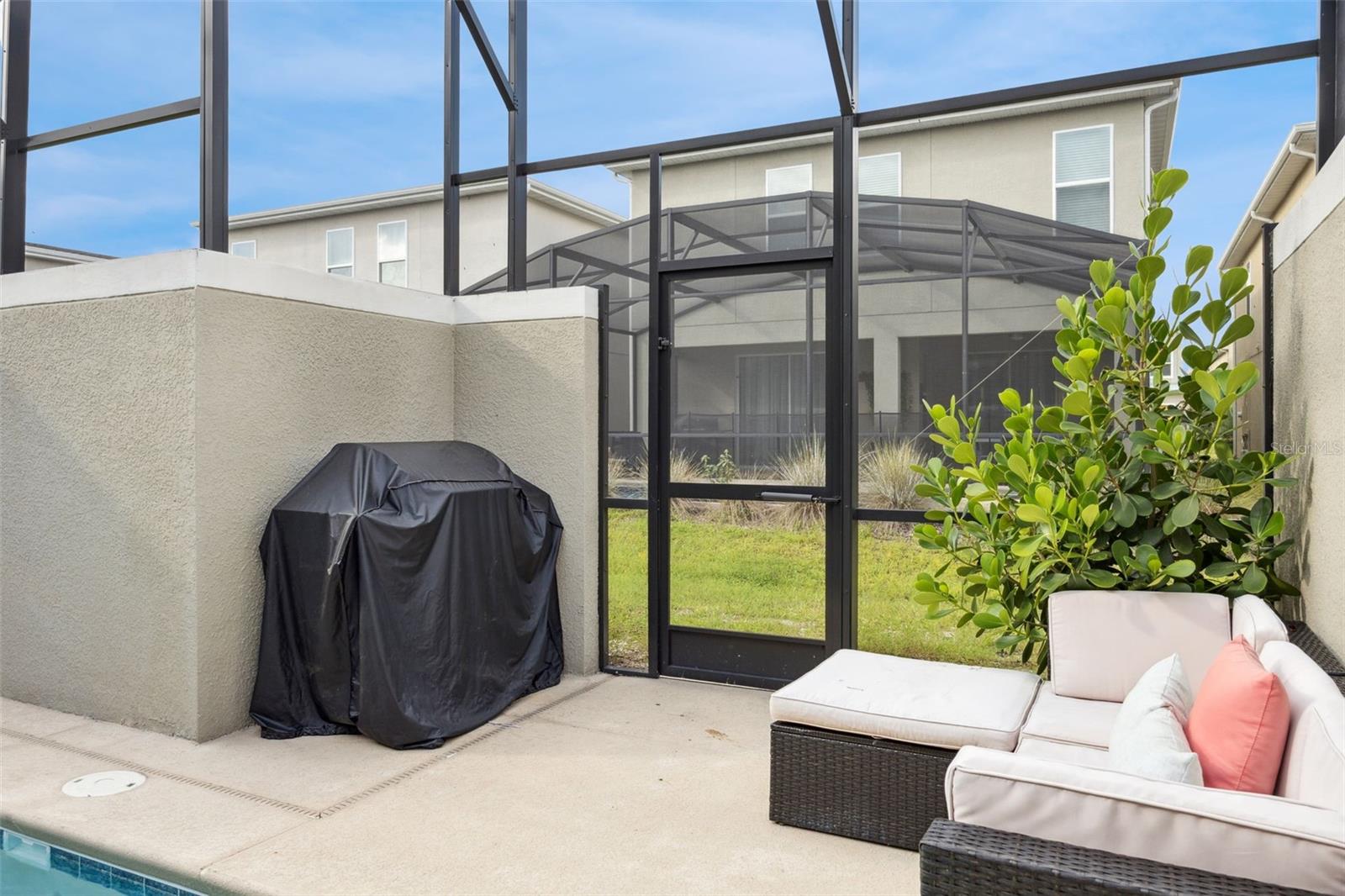 COVE AT STOREY LAKE 5 - Residential