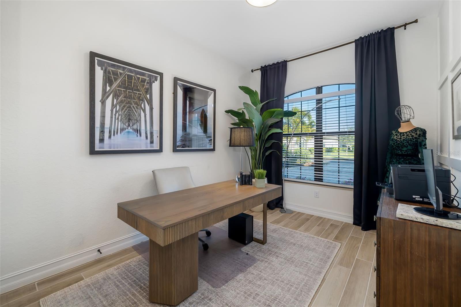 LAKEWOOD NATIONAL GOLF CULB PH II - Residential