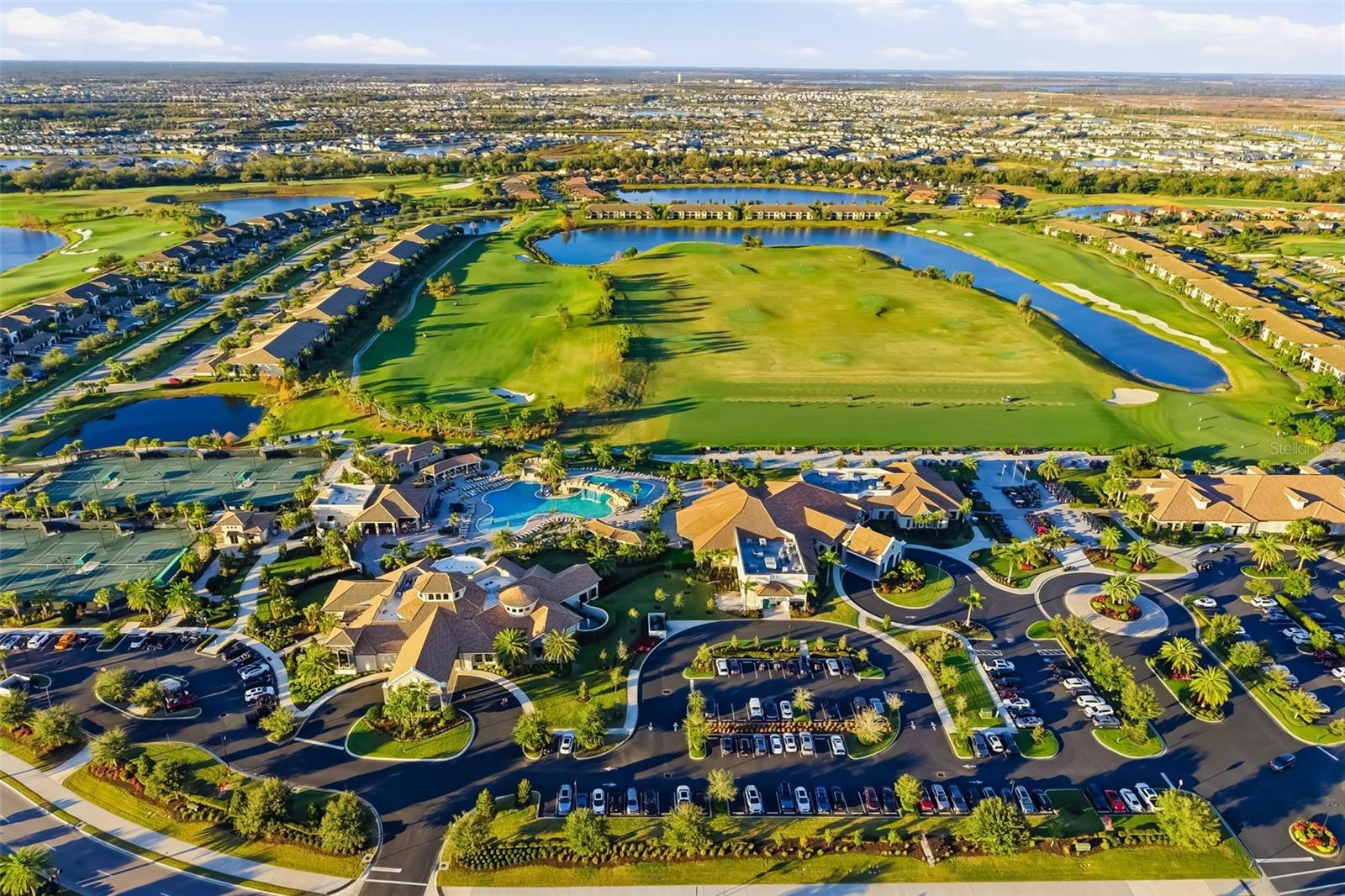 LAKEWOOD NATIONAL GOLF CULB PH II - Residential