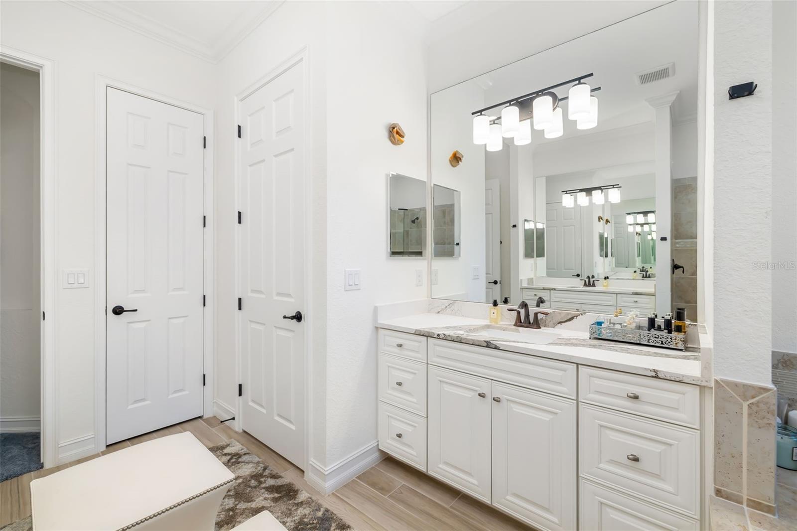 LAKEWOOD NATIONAL GOLF CULB PH II - Residential