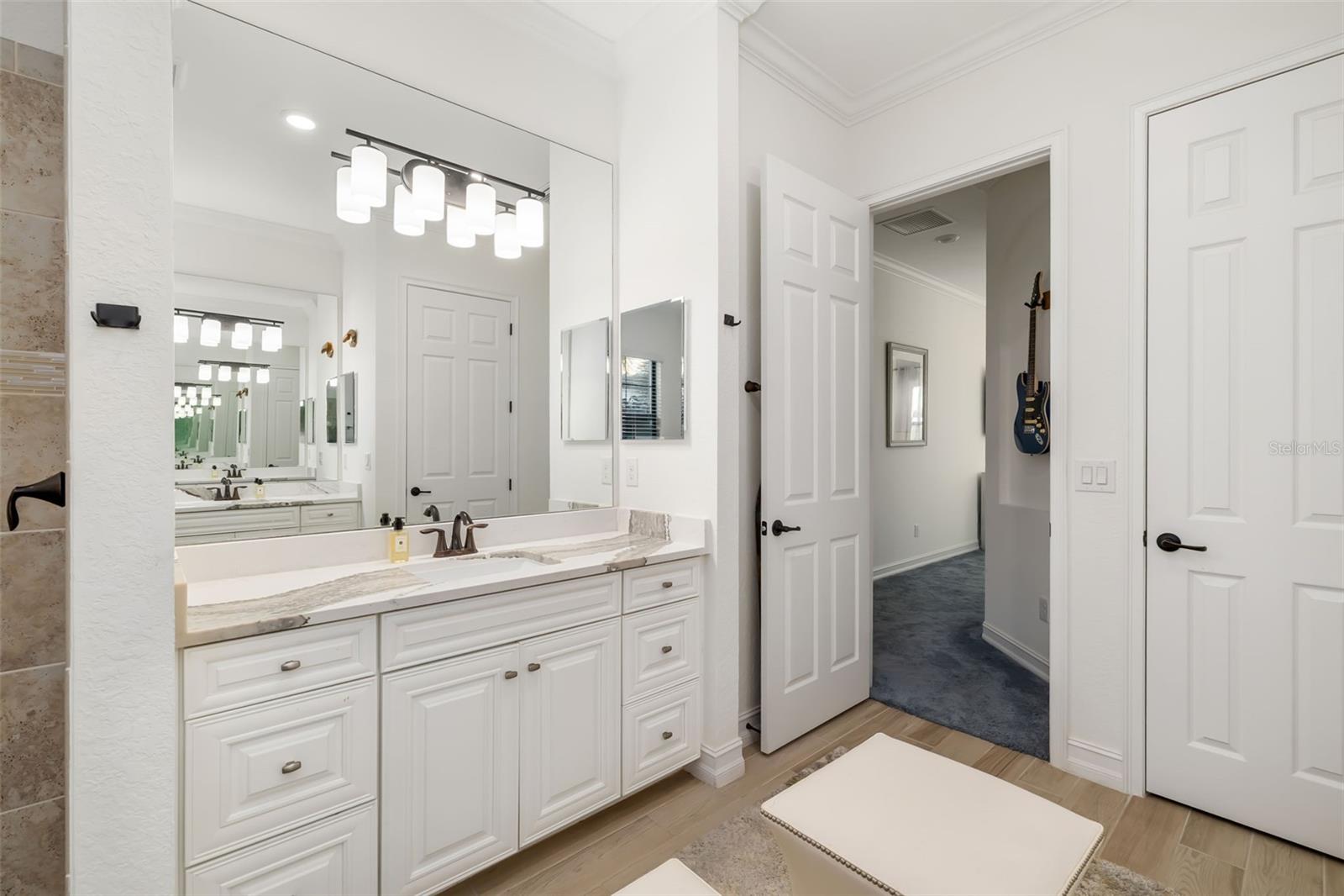 LAKEWOOD NATIONAL GOLF CULB PH II - Residential