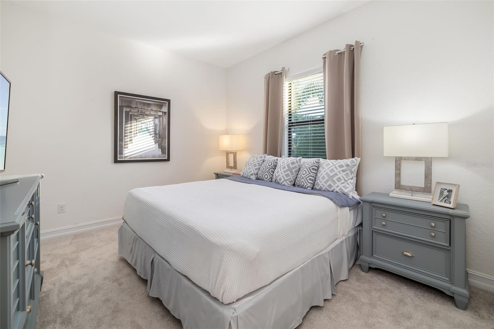 LAKEWOOD NATIONAL GOLF CULB PH II - Residential