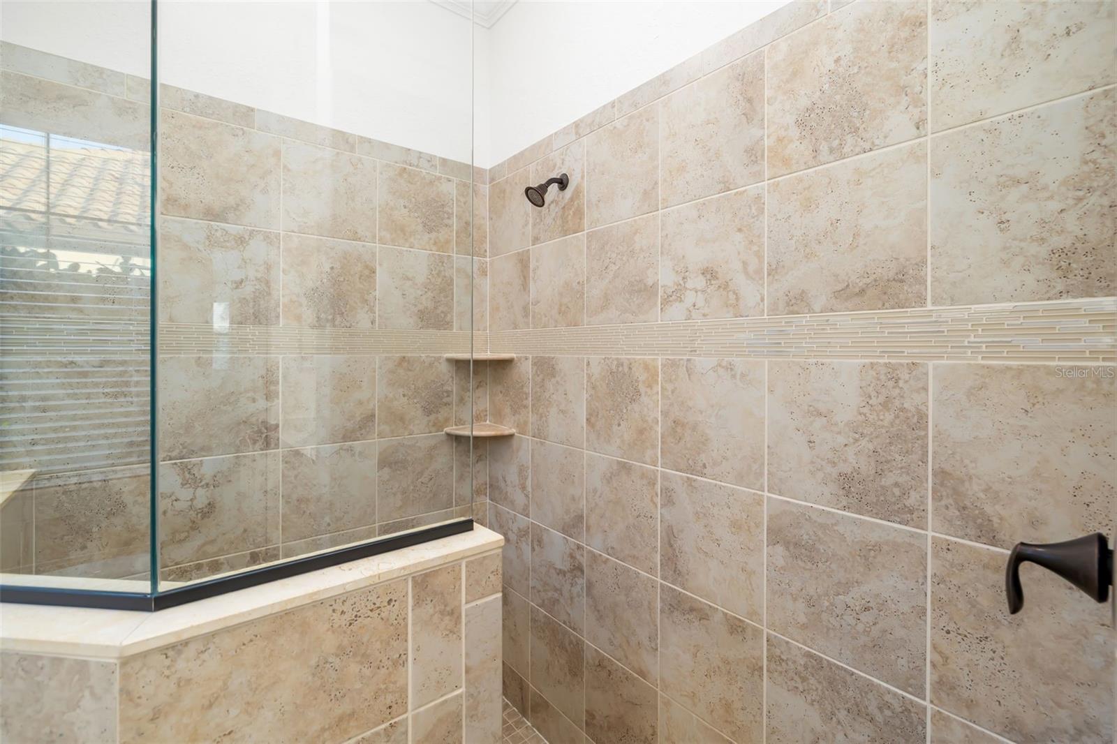 LAKEWOOD NATIONAL GOLF CULB PH II - Residential