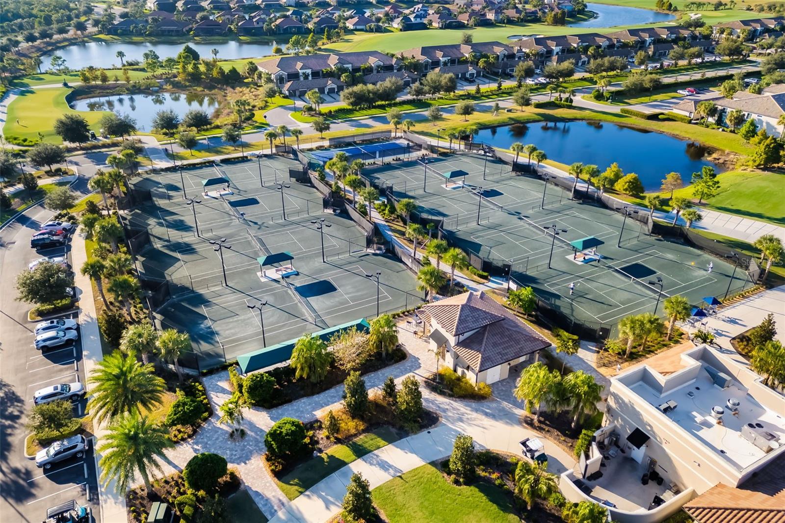 LAKEWOOD NATIONAL GOLF CULB PH II - Residential