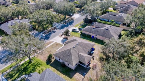 A home in TAVARES