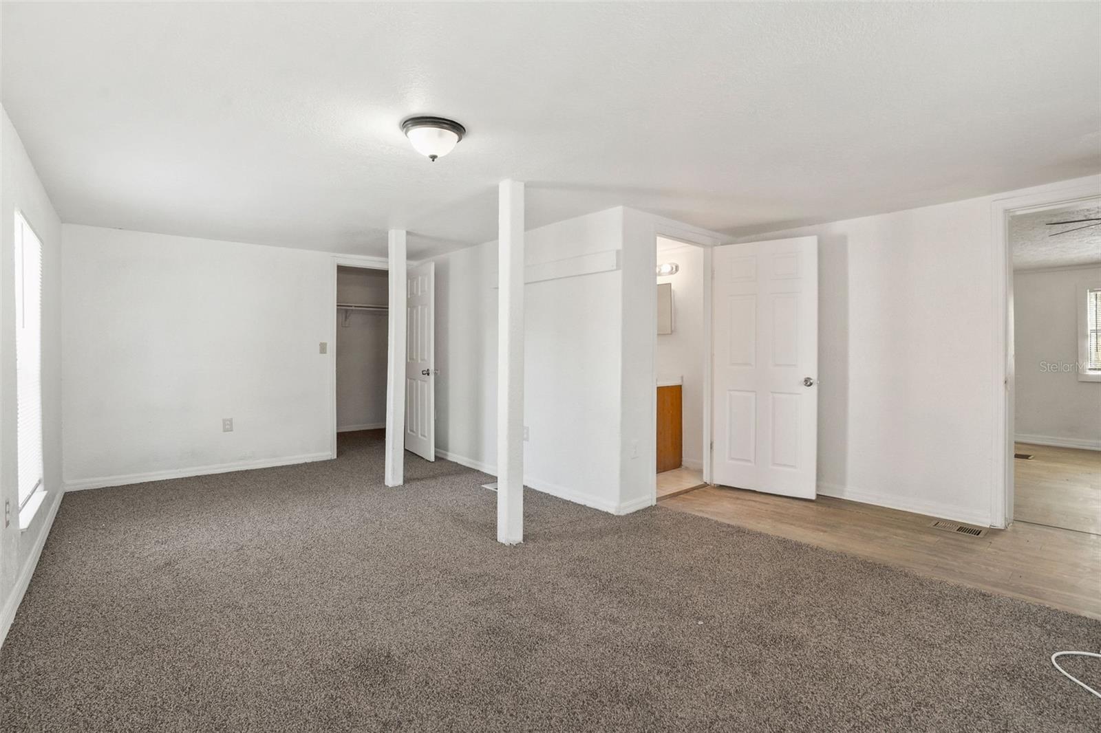 MOON LAKE ESTATES - Residential