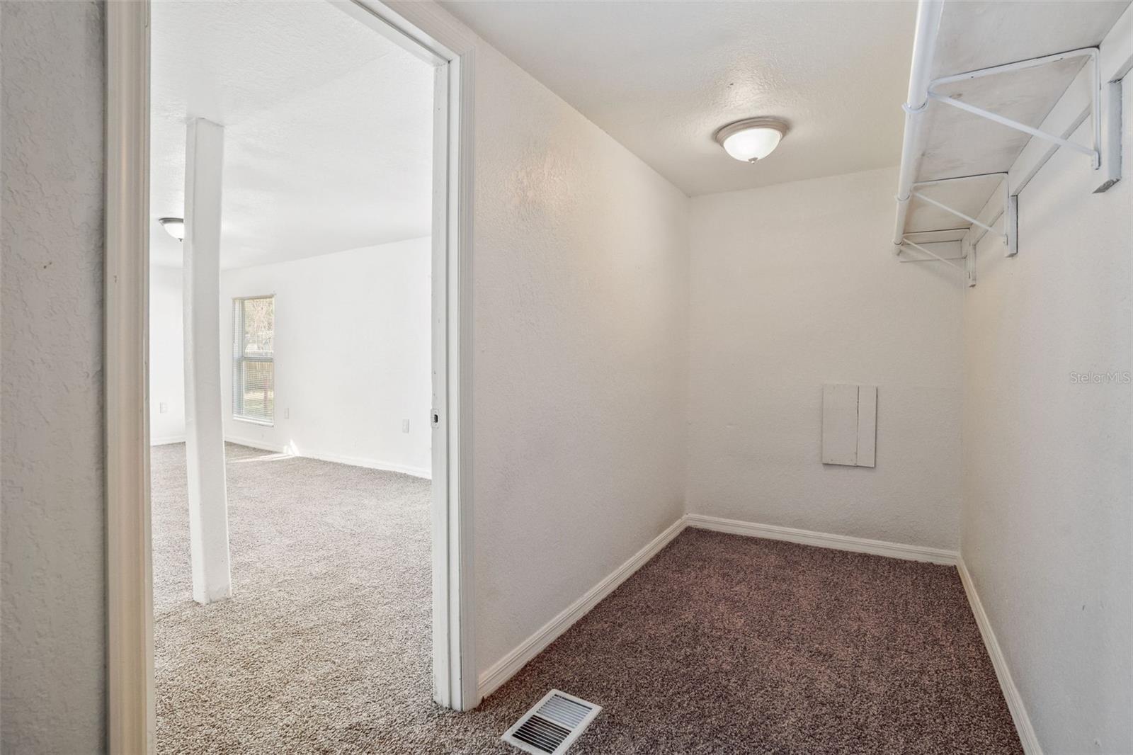 MOON LAKE ESTATES - Residential