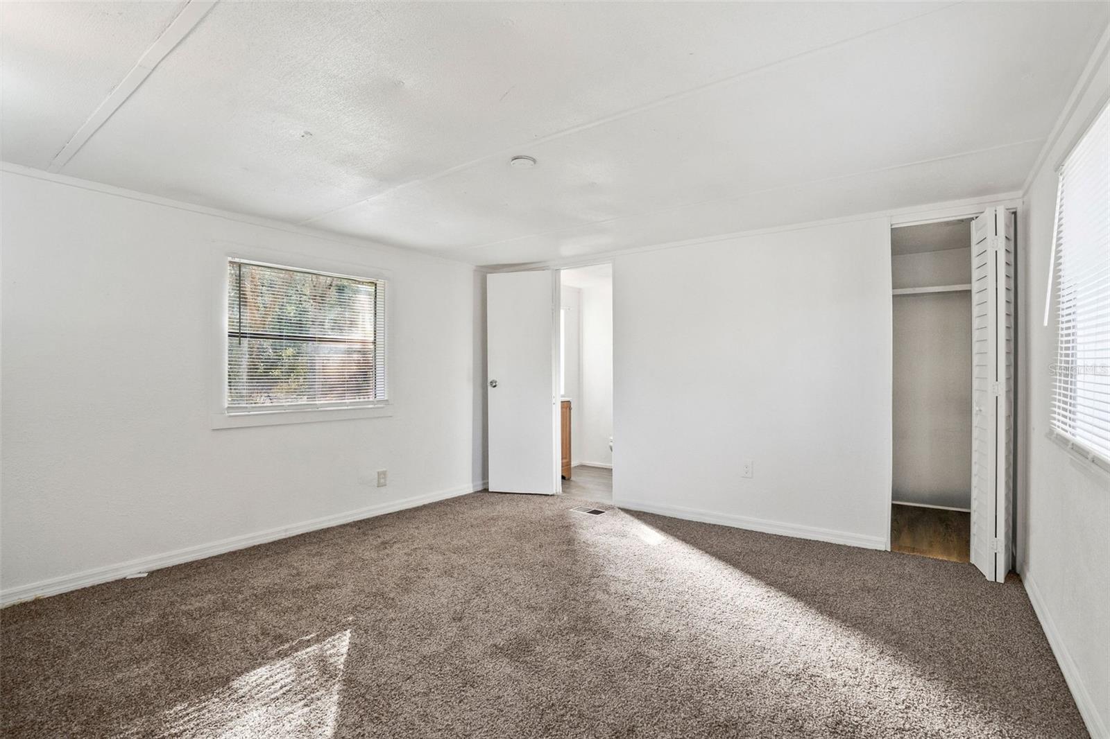 MOON LAKE ESTATES - Residential