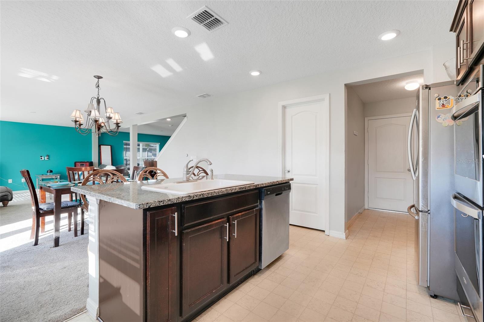 MASCOTTE GARDENS AT LAKE JACKSON RIDGE - Residential