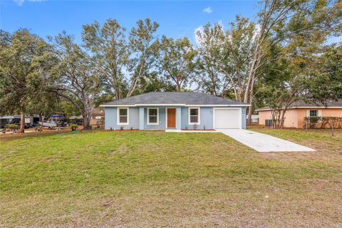 A home in DUNNELLON