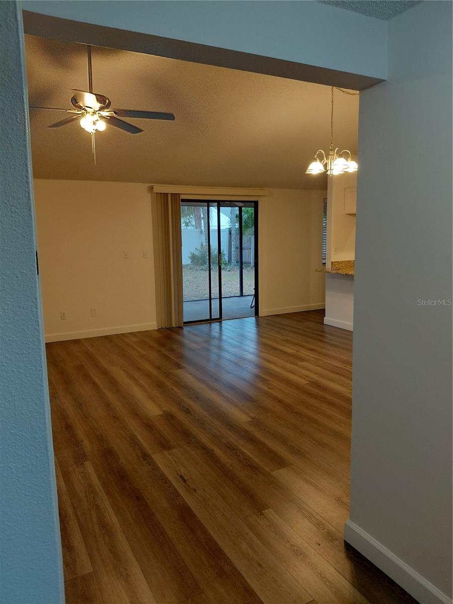 CINNAMON HILL - Residential