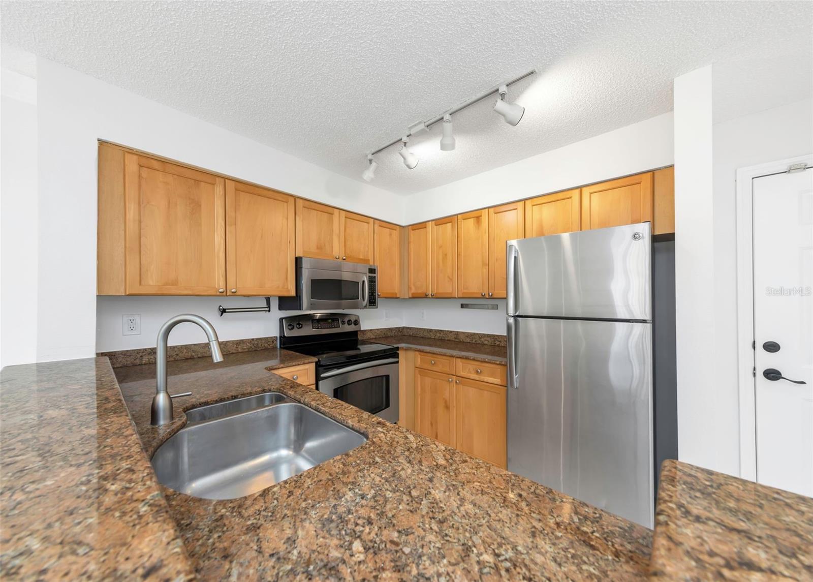 AUDUBON CONDO AT FEATHER SOUND - Residential