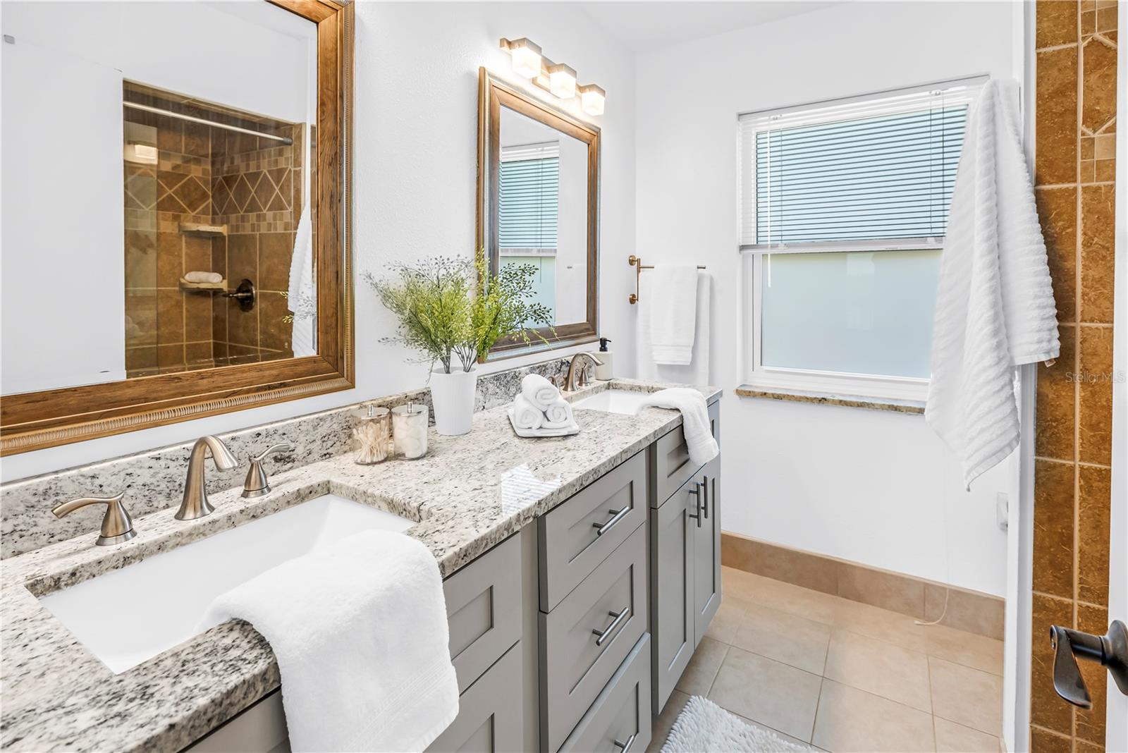 RIVIERA BAY SECOND ADD - Residential